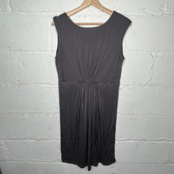 Boden Women's Scoop Neck Pleated Gray Sleeveless Silk Blend Dress Size 12 Long - Picture 2 of 6